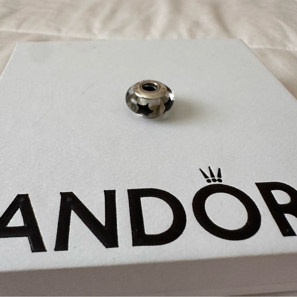 Pandora Murano Black Star Bead Charm